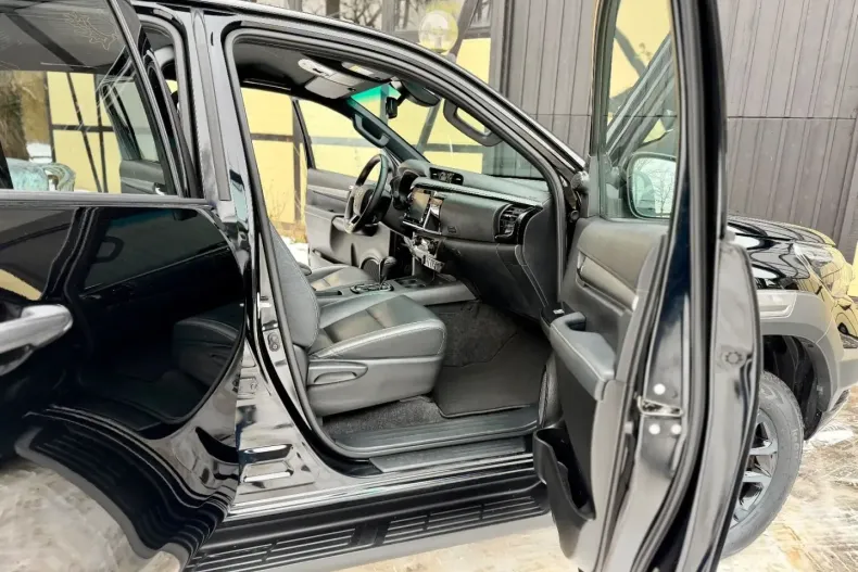 Toyota Hilux din 2024 cu 42.987 km - oferta TOY172009 - foto 35