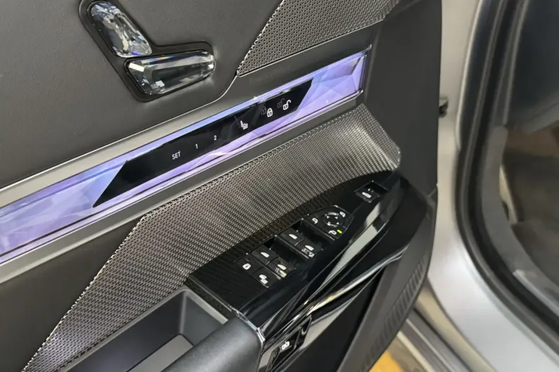 BMW 740 din 2024 cu 27.400 km - oferta BMW172010 - foto 17