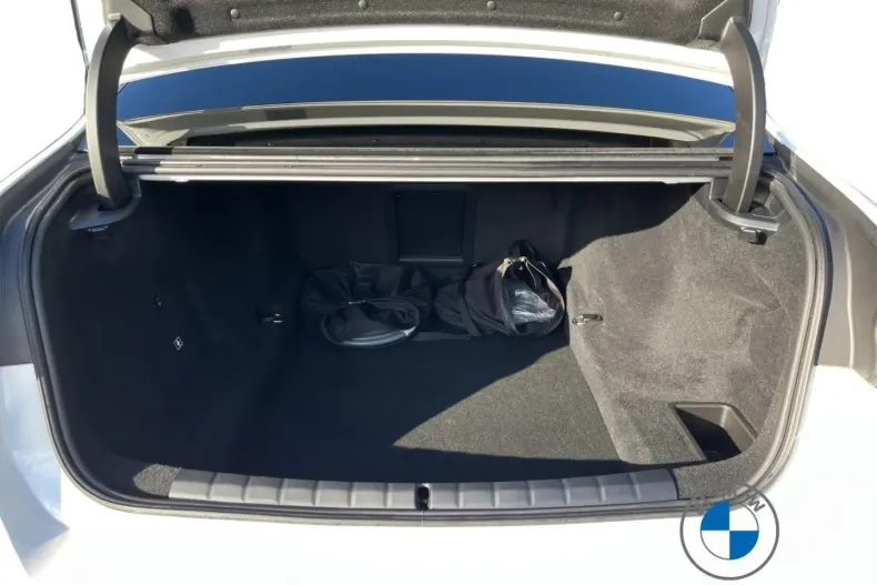 BMW 750 din 2024 cu 27.792 km - oferta BMW172015 - foto 16