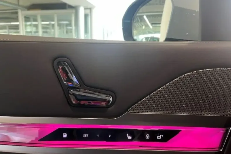 BMW 750 din 2024 cu 21.533 km - oferta BMW172016 - foto 7