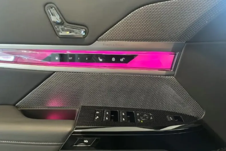 BMW 750 din 2024 cu 21.533 km - oferta BMW172016 - foto 14