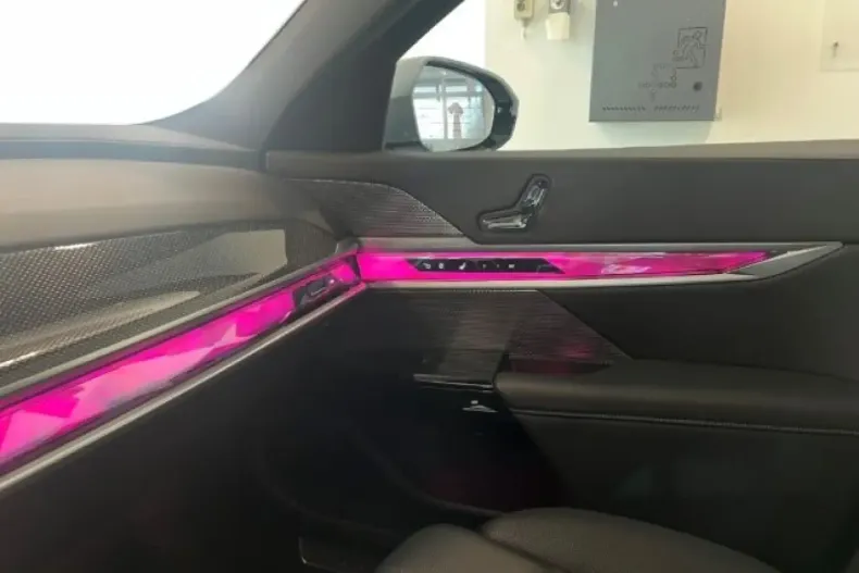 BMW 750 din 2024 cu 21.533 km - oferta BMW172016 - foto 16