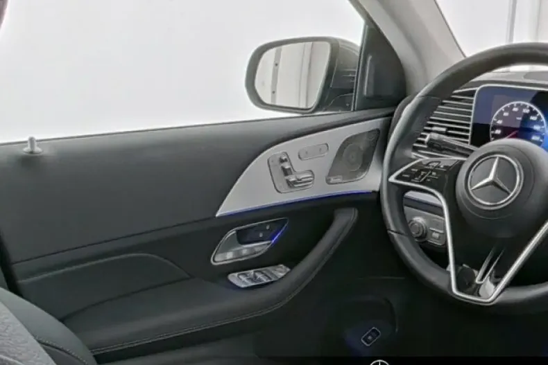 Mercedes-Benz GLE 300 din 2024 cu 22.673 km - oferta MER172017 - foto 9