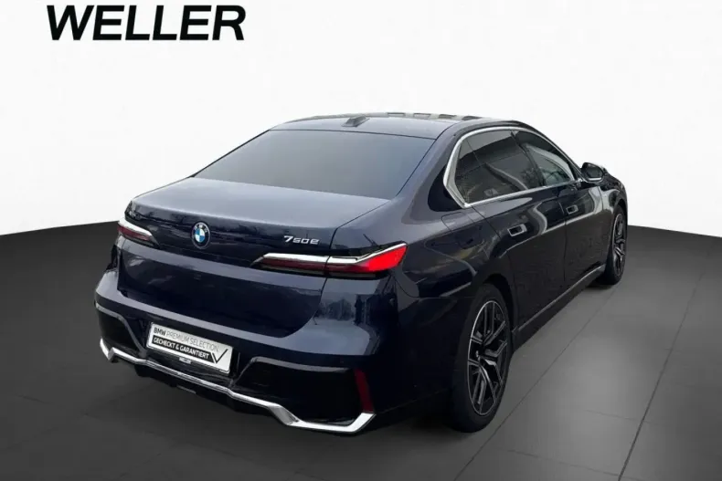 BMW 750 din 2024 cu 29.890 km - oferta BMW172020 - foto 3