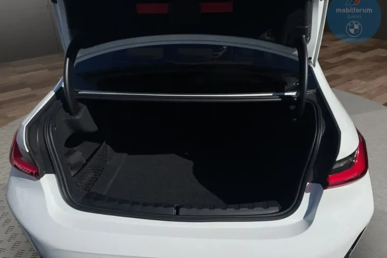 BMW 330 din 2024 cu 21.534 km - oferta BMW172021 - foto 19