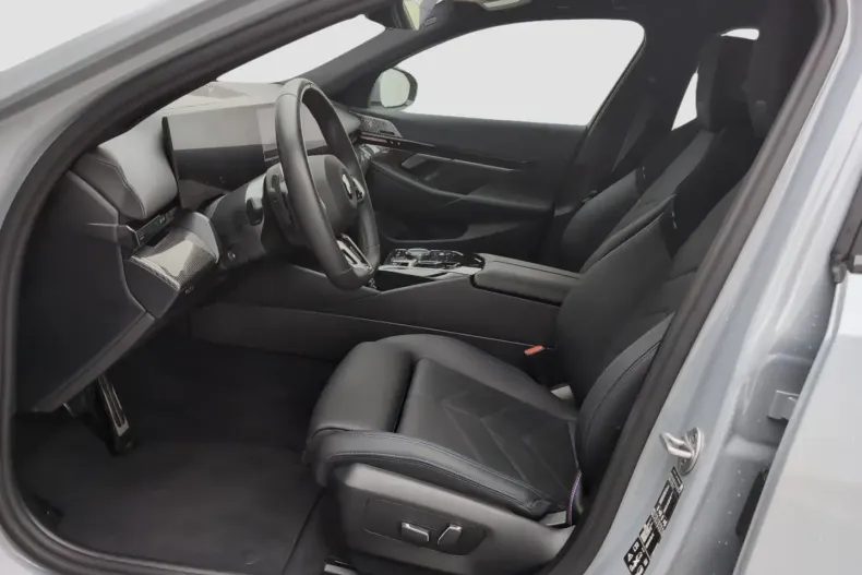 BMW 520 din 2025 cu 17.641 km - oferta BMW172027 - foto 6