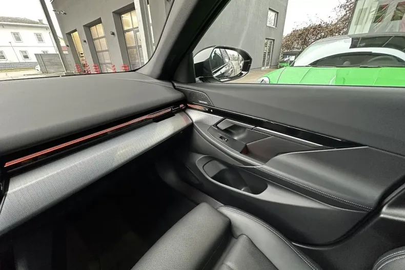 BMW 530 din 2025 cu 14.300 km - oferta BMW172028 - foto 27