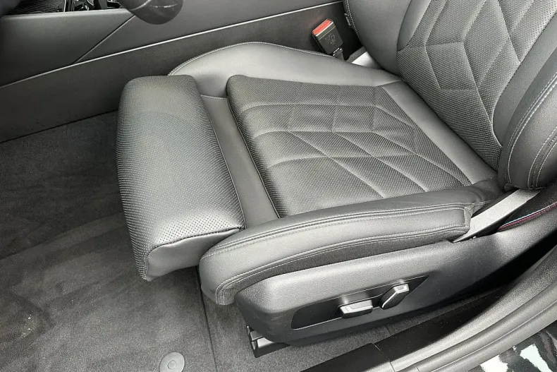 BMW 530 din 2025 cu 14.300 km - oferta BMW172028 - foto 34