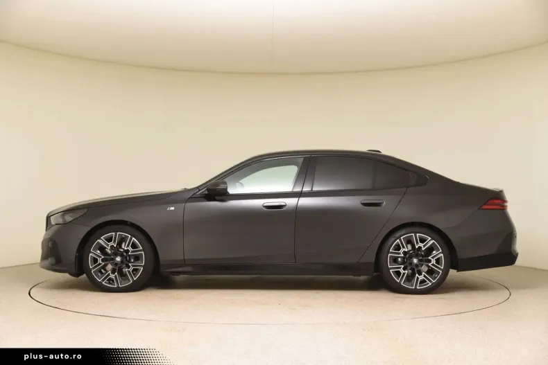 BMW 520 din 2024 cu 29.500 km - oferta BMW172039 - foto 2