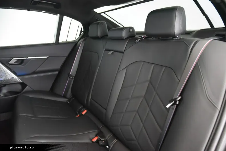 BMW 520 din 2024 cu 29.500 km - oferta BMW172039 - foto 8