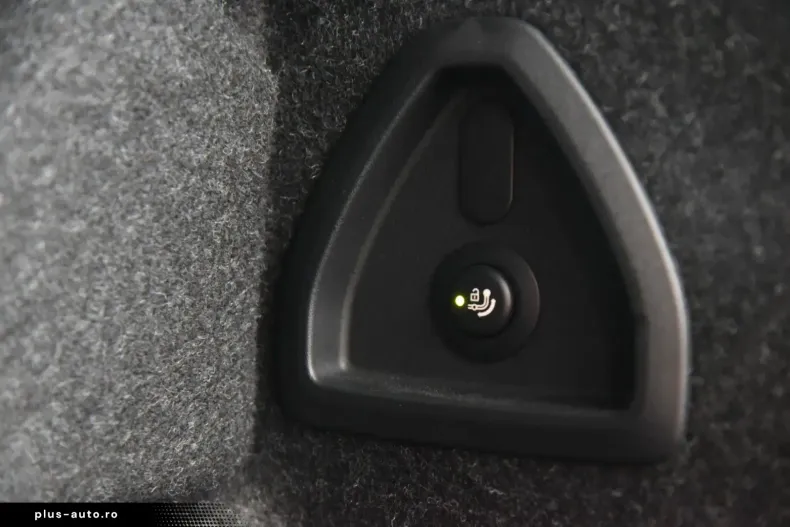 BMW 520 din 2024 cu 29.500 km - oferta BMW172039 - foto 10