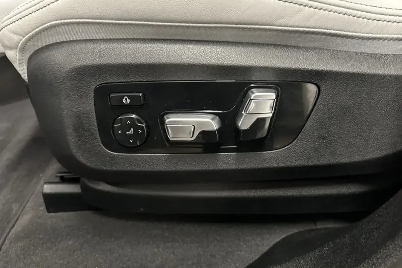 BMW X6 din 2025 cu 16.789 km - oferta BMW172064 - foto 33