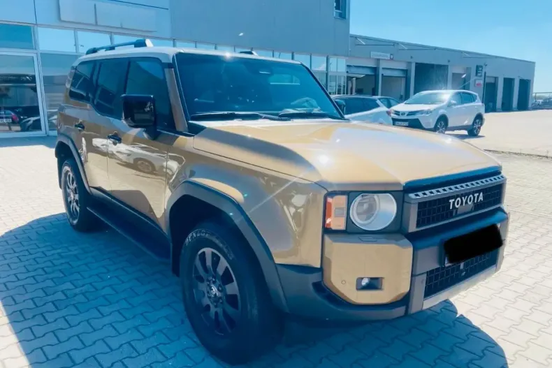 Toyota Land Cruiser din 2025 cu 5.400 km - oferta TOY172069 - foto 1