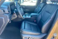 Toyota Land Cruiser din 2025 cu 5.400 km - oferta TOY172069 - foto 8