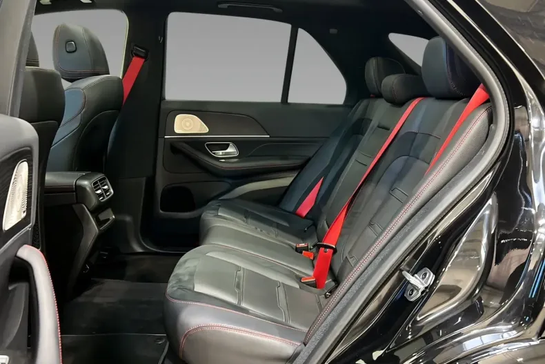 Mercedes-Benz GLE 53 AMG din 2025 cu 21.582 km - oferta MER172075 - foto 9