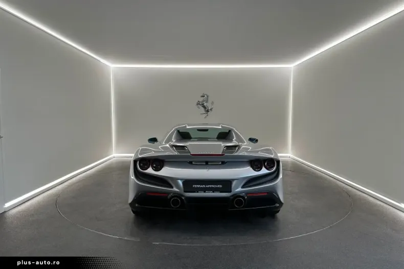 Ferrari F8 din 2021 cu 6.100 km - oferta FER172083 - foto 6