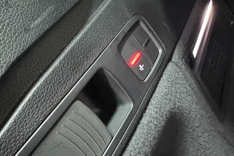 Audi Q5 din 2021 cu 146.311 km - oferta AUD172085 - foto 18