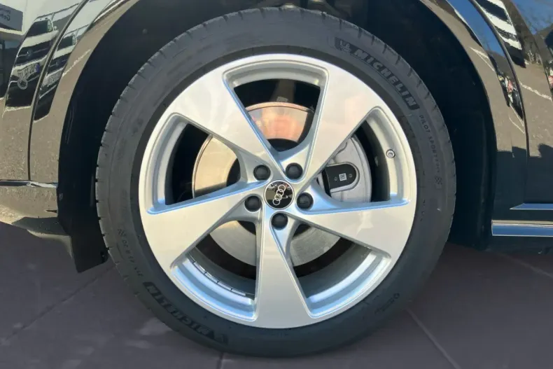 Audi Q5 din 2025 cu 9.189 km - oferta AUD172087 - foto 8