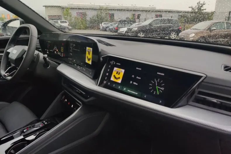 Audi Q5 din 2025 cu 12.500 km - oferta AUD172089 - foto 17