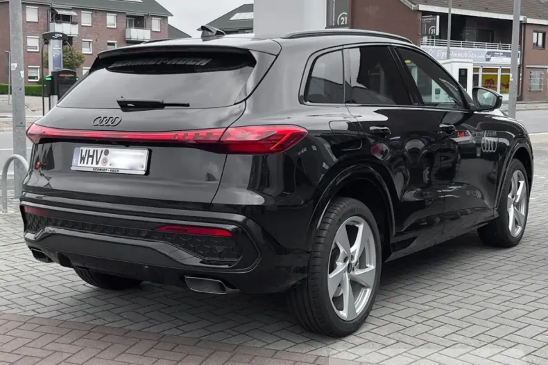 Audi Q5 din 2025 cu 6.864 km - oferta AUD172092 - foto 2