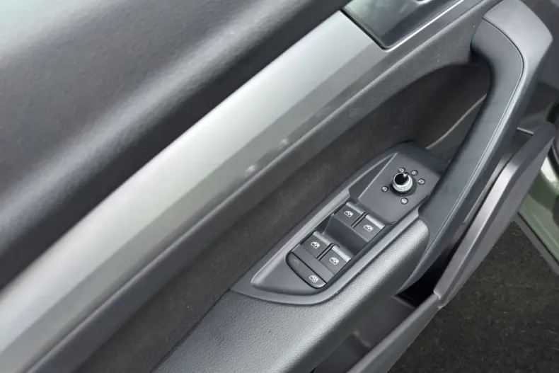 Audi Q5 din 2021 cu 36.220 km - oferta AUD172095 - foto 6