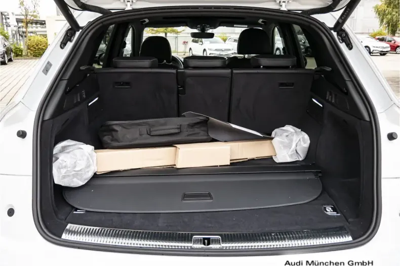 Audi Q5 din 2022 cu 59.075 km - oferta AUD172100 - foto 20