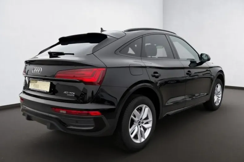 Audi Q5 din 2022 cu 66.596 km - oferta AUD172102 - foto 3