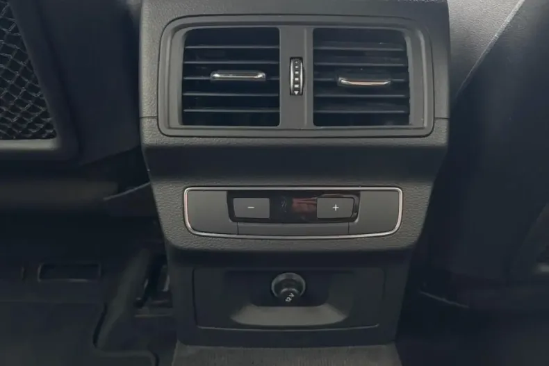 Audi Q5 din 2022 cu 66.596 km - oferta AUD172102 - foto 17