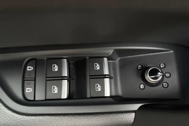 Audi Q5 din 2022 cu 66.596 km - oferta AUD172102 - foto 18