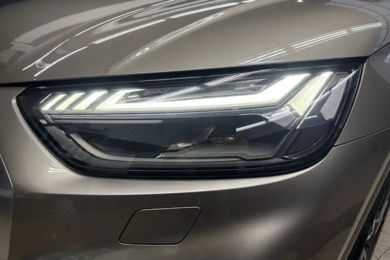 Audi Q5 din 2021 cu 64.390 km - oferta AUD172108 - foto 3