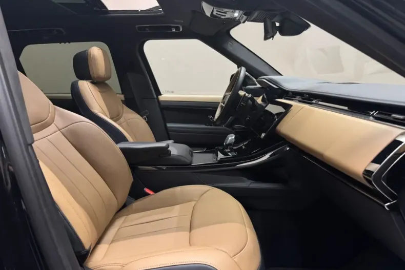 Land Rover Range Rover Sport din 2024 cu 36.000 km - oferta LAN172112 - foto 16