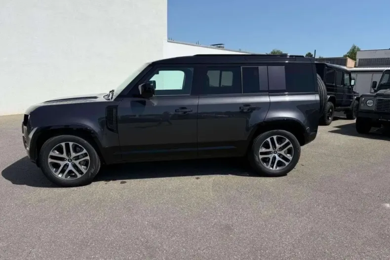 Land Rover Defender din 2024 cu 8.500 km - oferta LAN172119 - foto 19