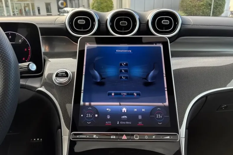 Mercedes-Benz GLC 300 din 2024 cu 13.580 km - oferta MER172130 - foto 22