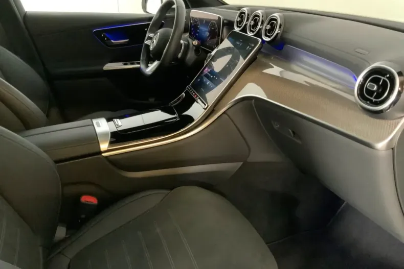 Mercedes-Benz GLC 200 din 2024 cu 19.559 km - oferta MER172137 - foto 13