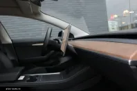 Tesla Model 3 din 2022 cu 5.637 km - oferta TES172142 - foto 30