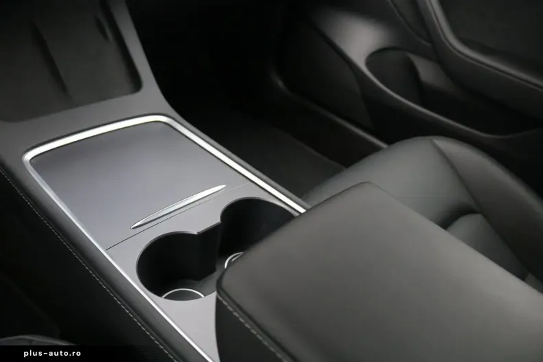 Tesla Model 3 din 2022 cu 5.637 km - oferta TES172142 - foto 36