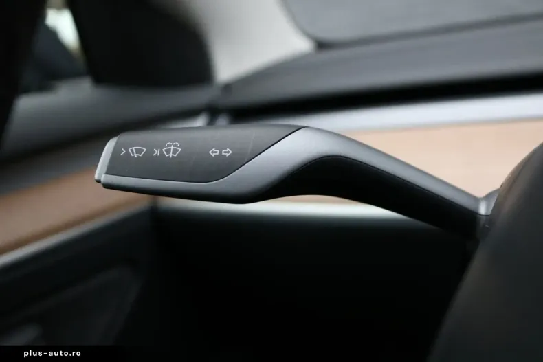 Tesla Model 3 din 2022 cu 5.637 km - oferta TES172142 - foto 39