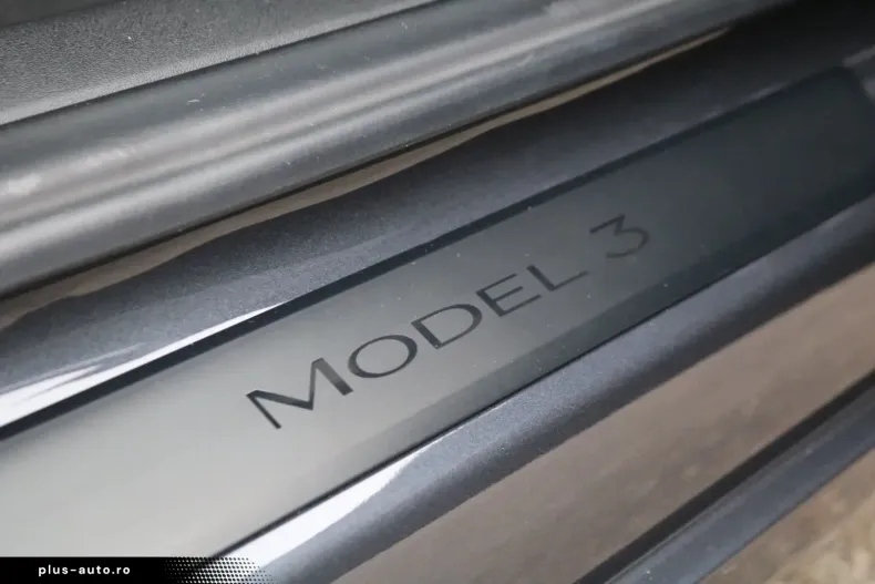 Tesla Model 3 din 2022 cu 5.637 km - oferta TES172142 - foto 47