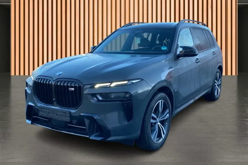 BMW X7 M60 din 2025 cu 24.700 km - oferta BMW172150 - foto 1