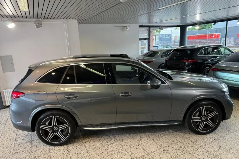 Mercedes-Benz GLC 300 din 2023 cu 9.406 km - oferta MER172155 - foto 4