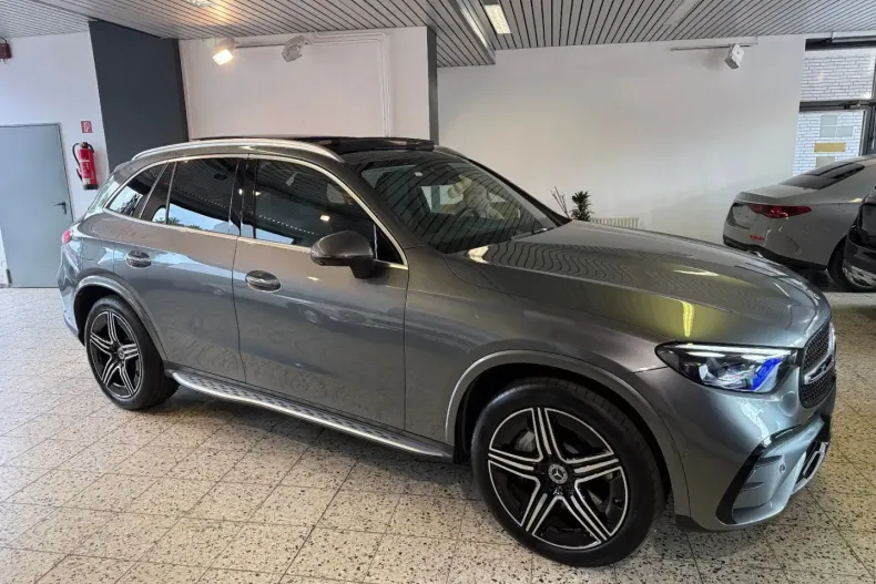 Mercedes-Benz GLC 300 din 2023 cu 9.406 km - oferta MER172155 - foto 5