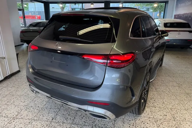 Mercedes-Benz GLC 300 din 2023 cu 9.406 km - oferta MER172155 - foto 6