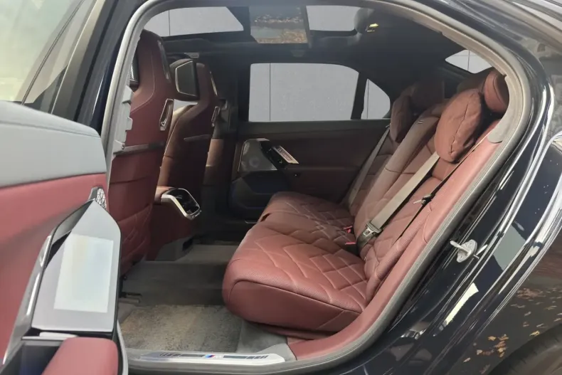 BMW 740 din 2024 cu 42.890 km - oferta BMW172167 - foto 13