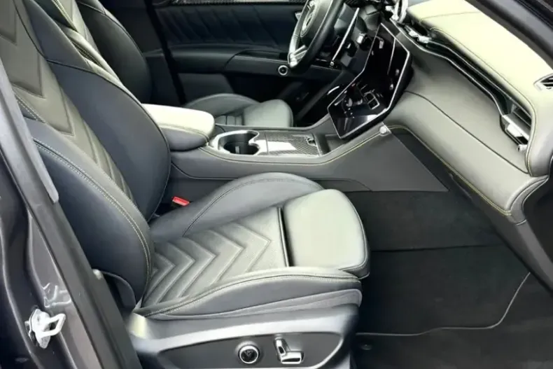 Maserati Grecale din 2023 cu 25.000 km - oferta MAS172174 - foto 24