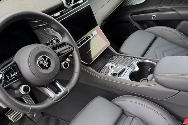 Maserati Grecale din 2023 cu 25.000 km - oferta MAS172174 - foto 32