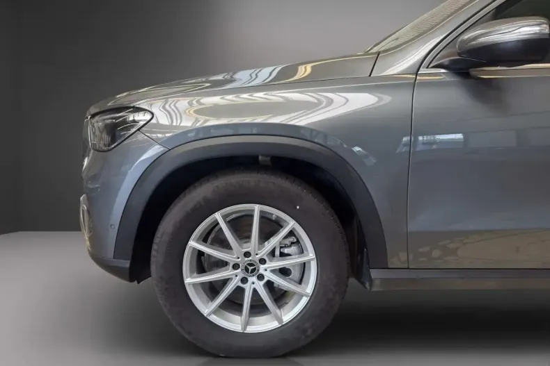 Mercedes-Benz GLE 400 din 2024 cu 6.850 km - oferta MER172176 - foto 9