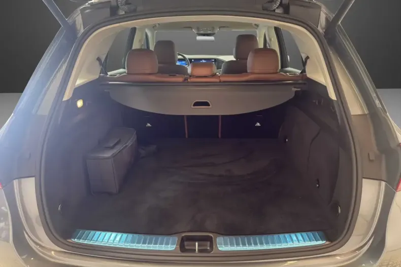 Mercedes-Benz GLE 400 din 2024 cu 6.850 km - oferta MER172176 - foto 11