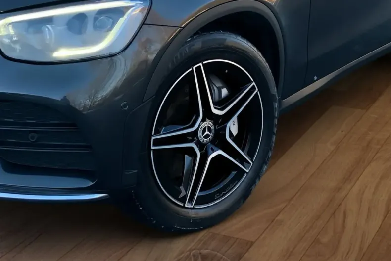 Mercedes-Benz GLC 300 din 2021 cu 83.164 km - oferta MER172183 - foto 5