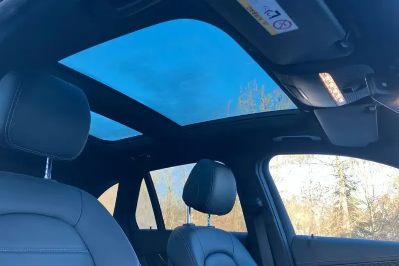 Mercedes-Benz GLC 300 din 2021 cu 83.164 km - oferta MER172183 - foto 13