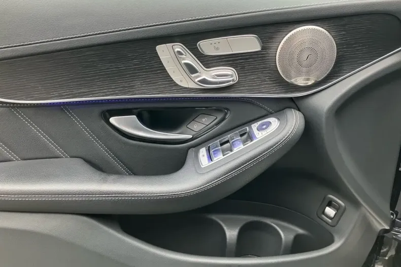 Mercedes-Benz GLC 63 AMG din 2021 cu 62.425 km - oferta MER172184 - foto 7